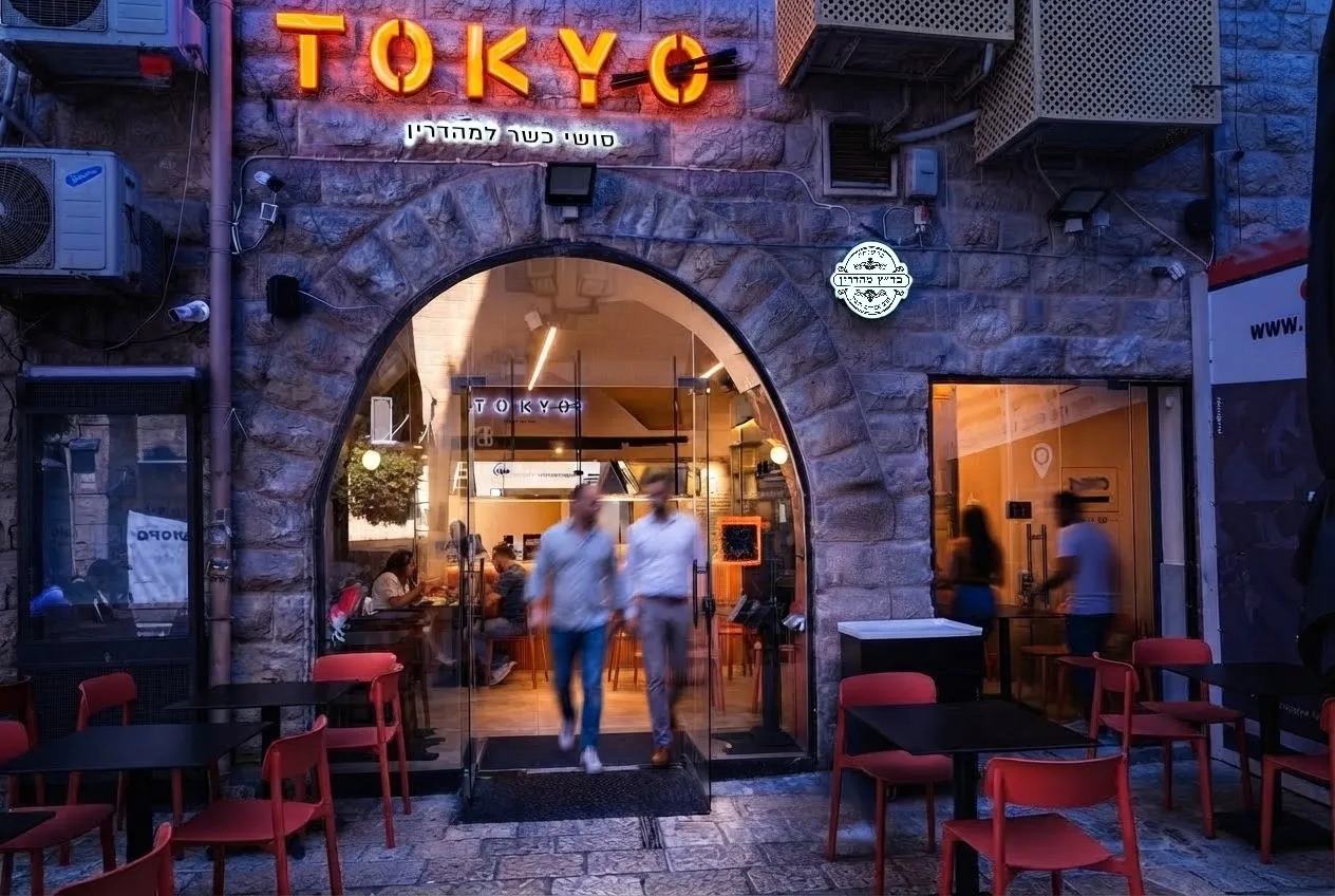 ליווי זכיינים סושי טוקיו
